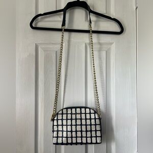 Nautica - Women’s Bag w/Gold Chain (Navy & White)